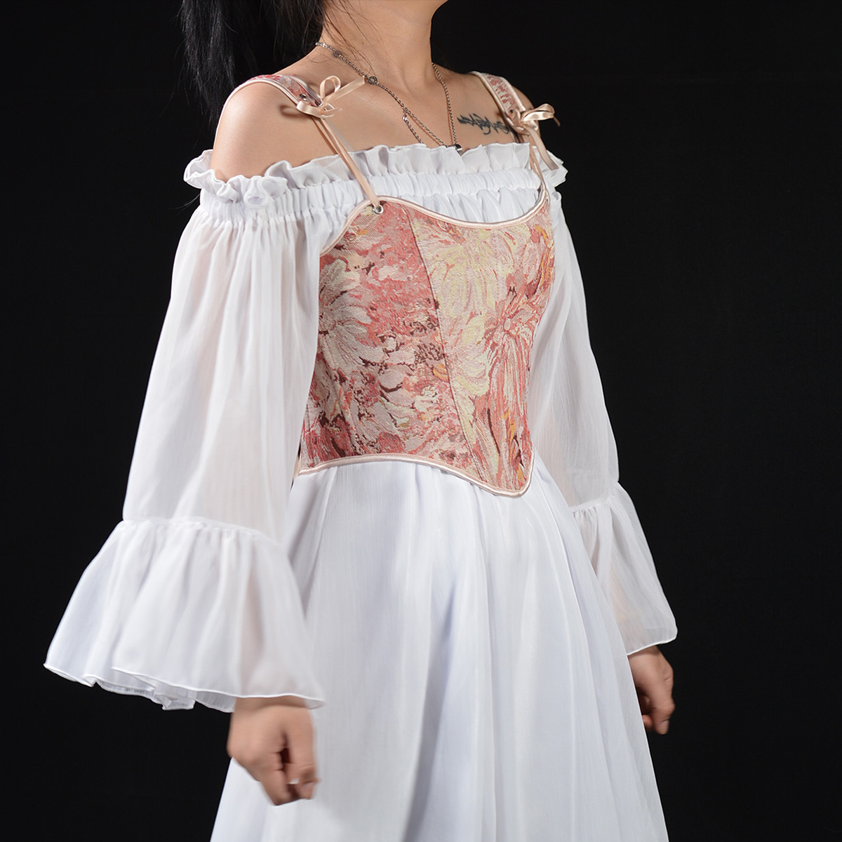 corset à bretelles rose