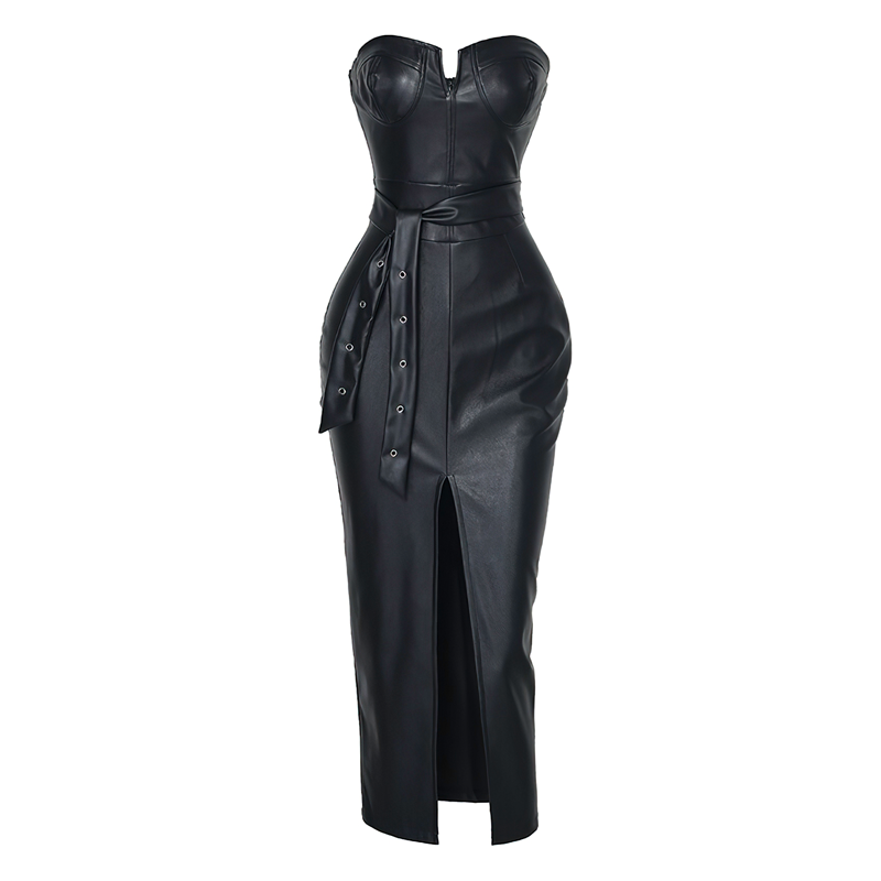 robe noire avec ceinture