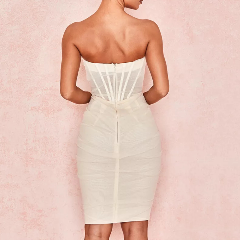 Robe beige sophistiquée