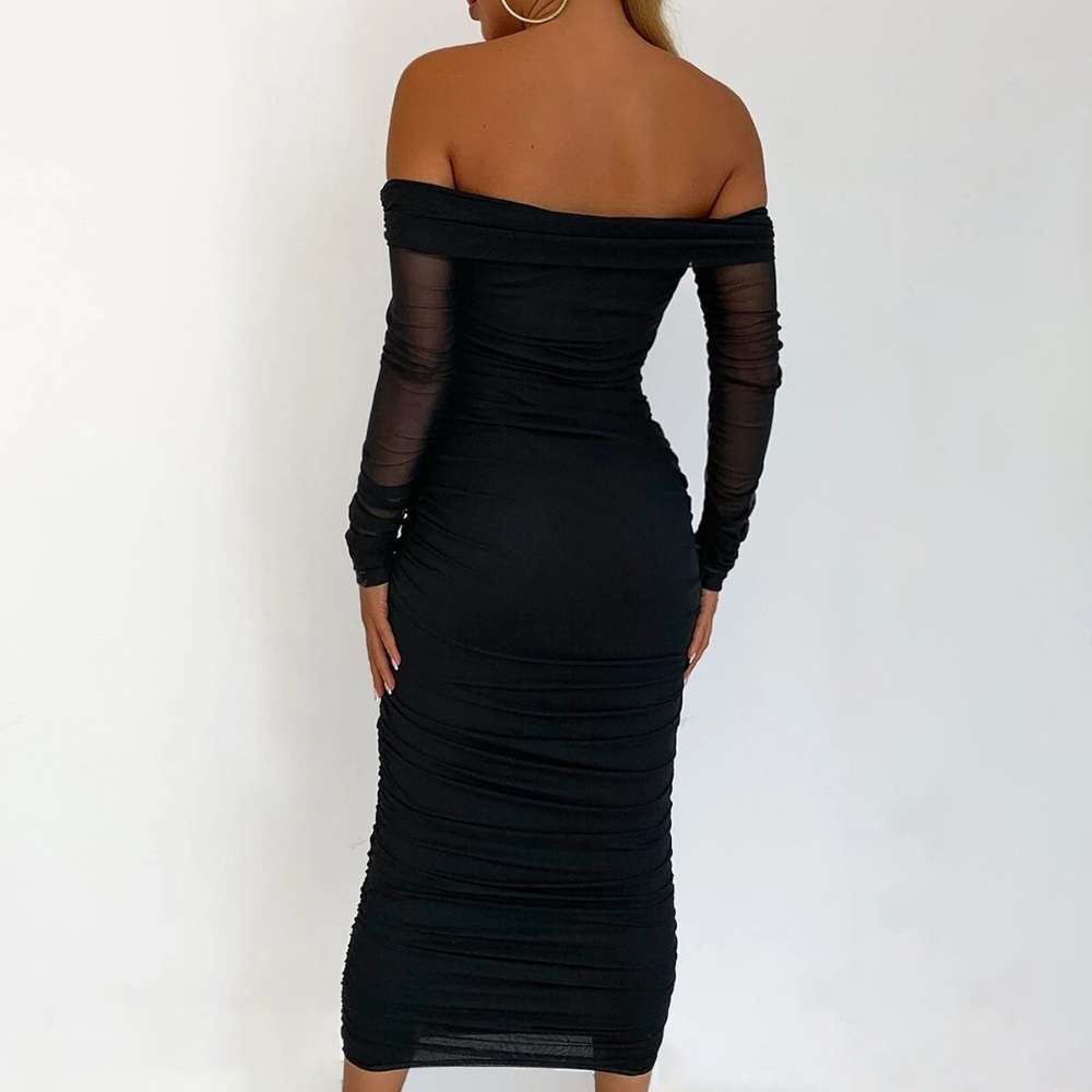 tenue en tulle noire