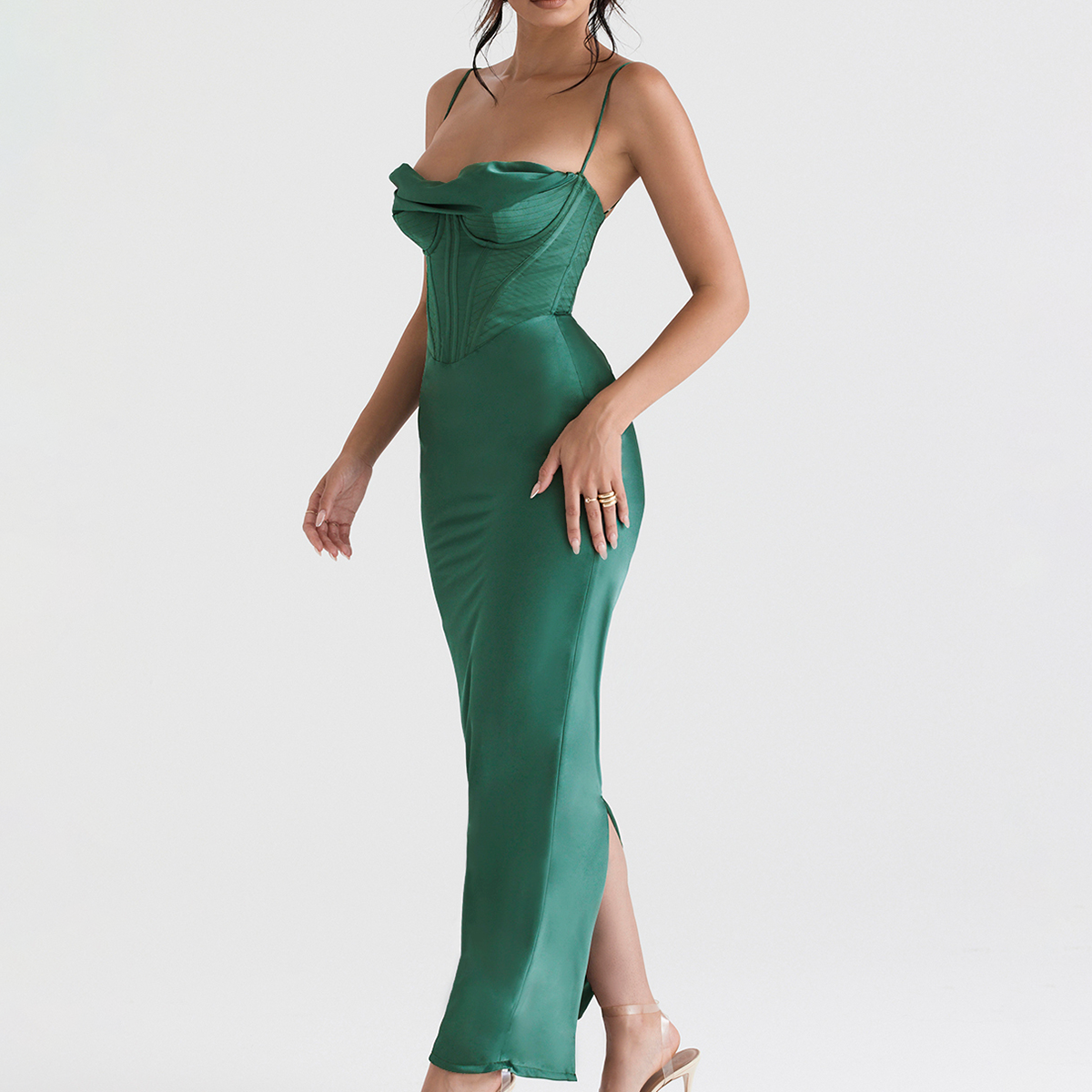 Robe longue bustier satin