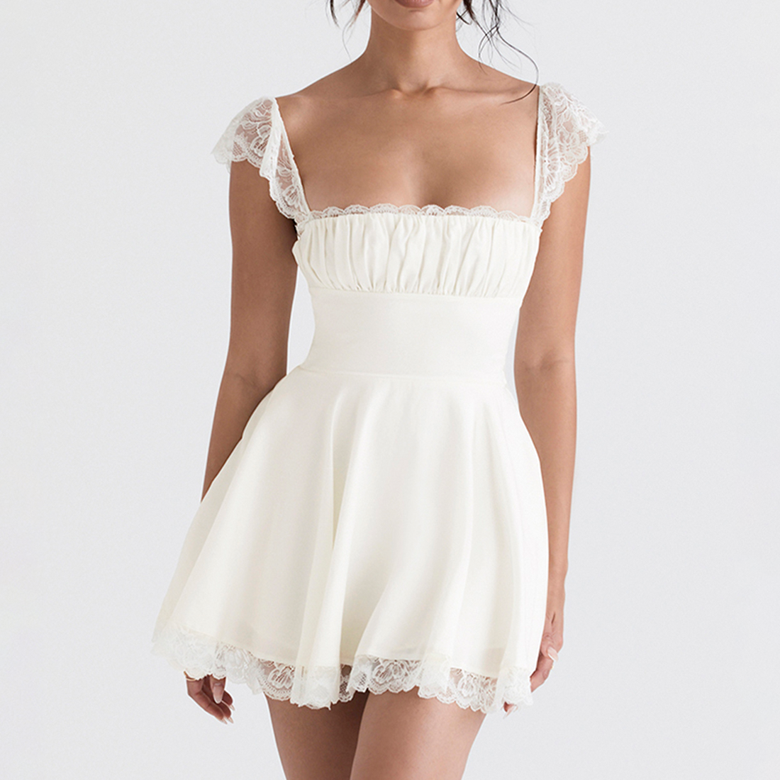 robe avec corset en dentelle